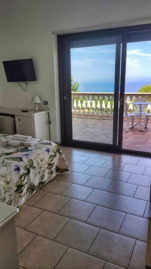 Residenza Domus Aurea Tropea- Vista Mare Hotel Santa Domenica  Buitenkant foto