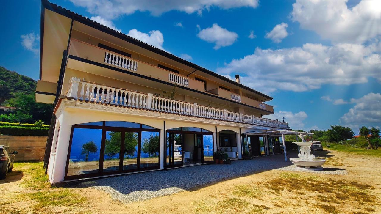 Residenza Domus Aurea Tropea- Vista Mare Hotel Santa Domenica  Buitenkant foto