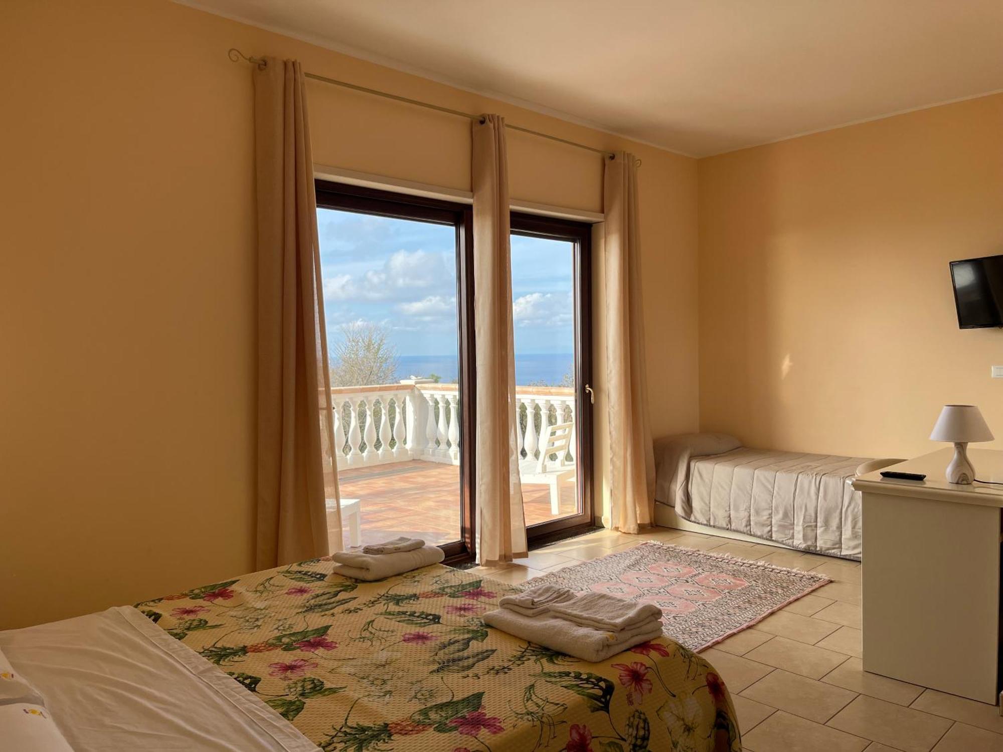Residenza Domus Aurea Tropea- Vista Mare Hotel Santa Domenica  Buitenkant foto