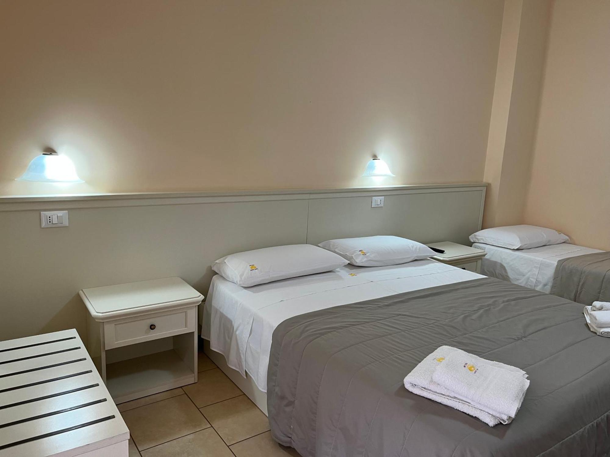 Residenza Domus Aurea Tropea- Vista Mare Hotel Santa Domenica  Buitenkant foto