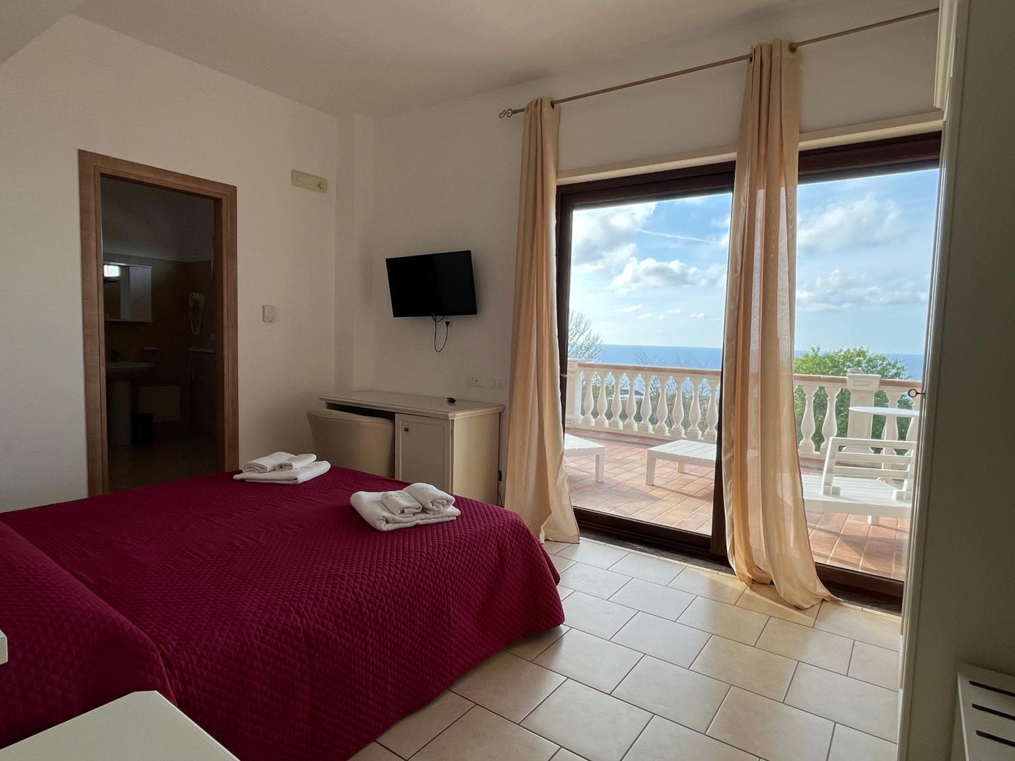 Residenza Domus Aurea Tropea- Vista Mare Hotel Santa Domenica  Buitenkant foto